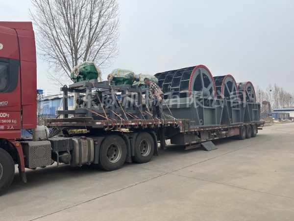 洗沙設(shè)備發(fā)貨現(xiàn)場